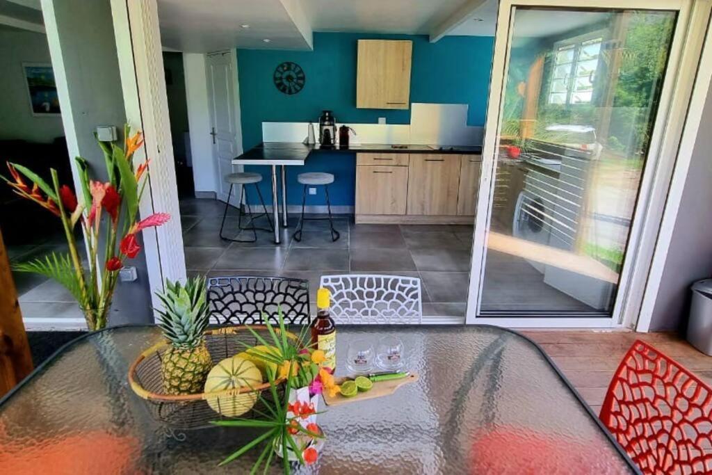 Beau T2 48m2 tt confort calme 2 adultes 1 enfant Les Trois-Ilets Extérieur photo
