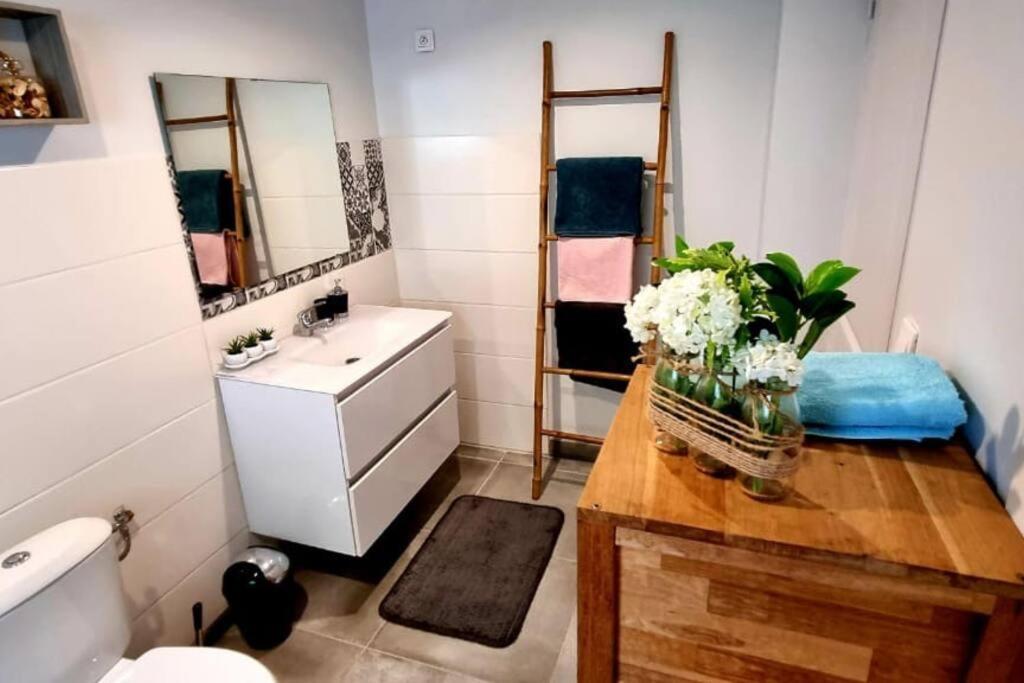 Beau T2 48m2 tt confort calme 2 adultes 1 enfant Les Trois-Ilets Extérieur photo